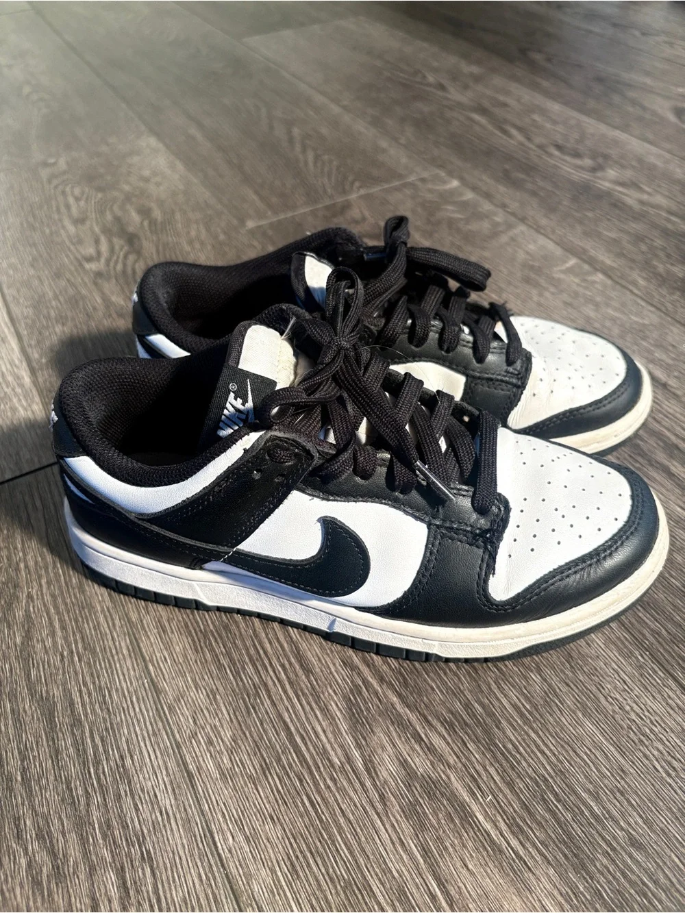Nike Kids Black and White Low-Top Sneakers